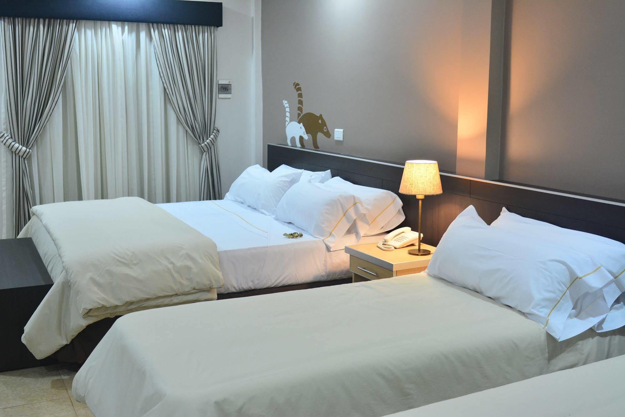 Akwati Suites Iguazu 푸에르토이과수 외부 사진